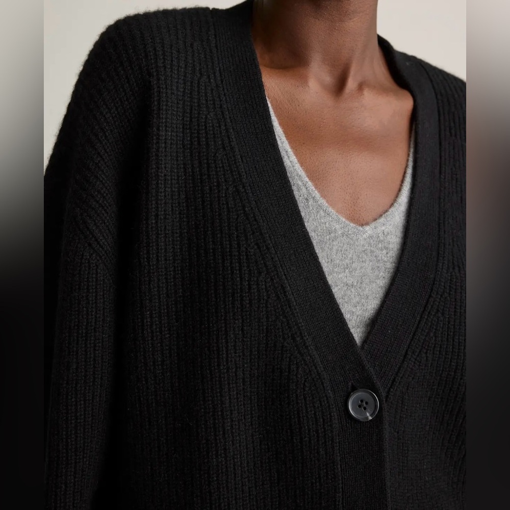 NWT! QUINCE Mongolian Cashmere Oversized
Boyfriend Cardigan Sweater Black Small - Picture 2 of 13